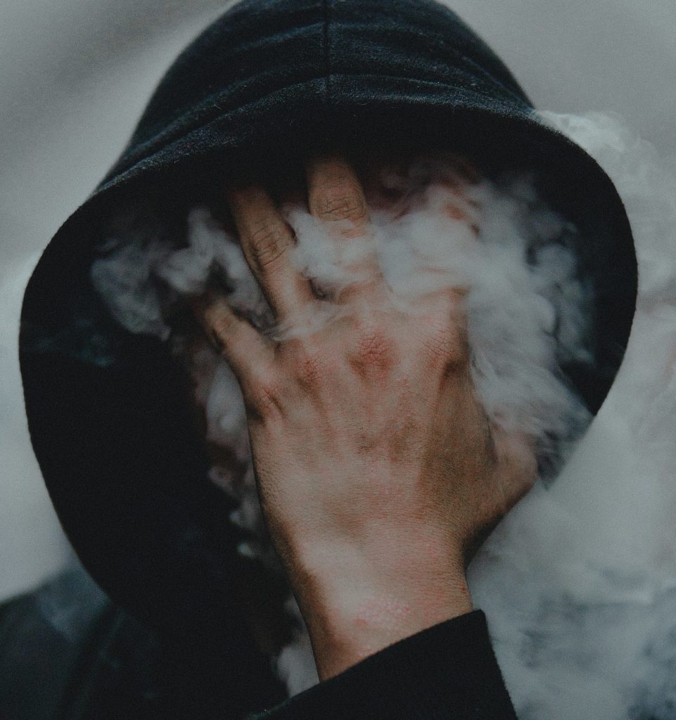 jaroslav-devia-xfYiIpHnvhs-unsplash