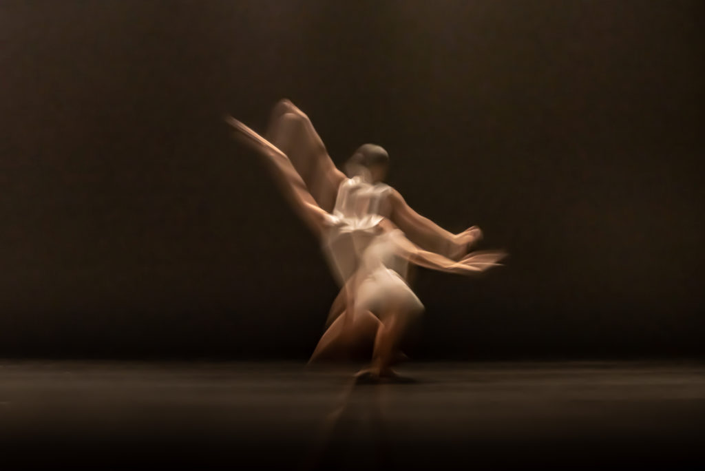 The,Abstract,Movement,Of,The,Dance