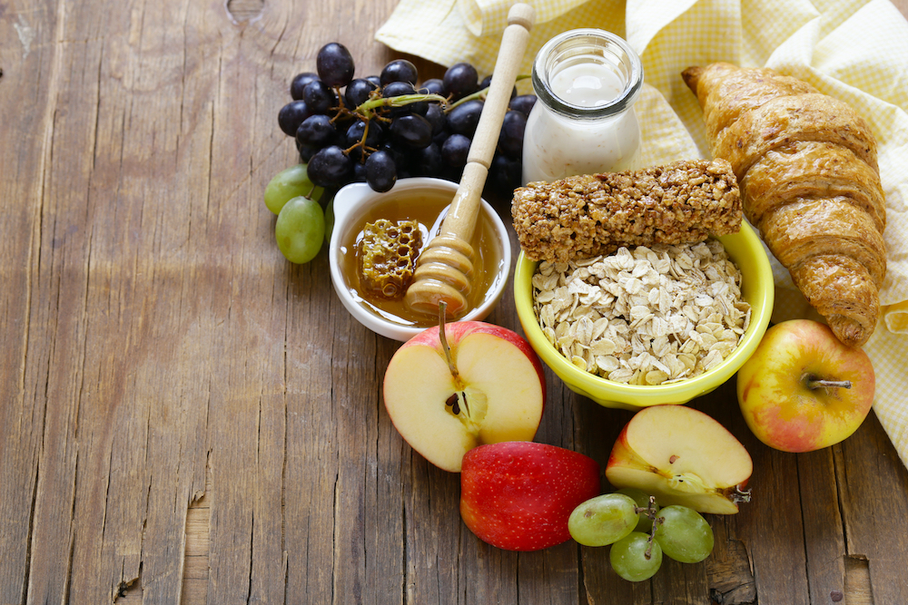 Set,Of,Products,For,A,Healthy,Breakfast,,Oatmeal,,Fruit,,Honey