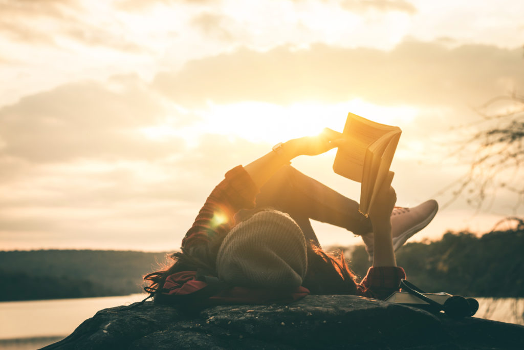 Women,Tourists,Read,Books,In,Quiet,Nature.