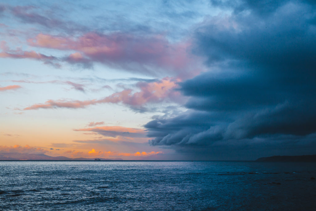 Beautiful,Colorful,Sky,With,Approaching,Storm